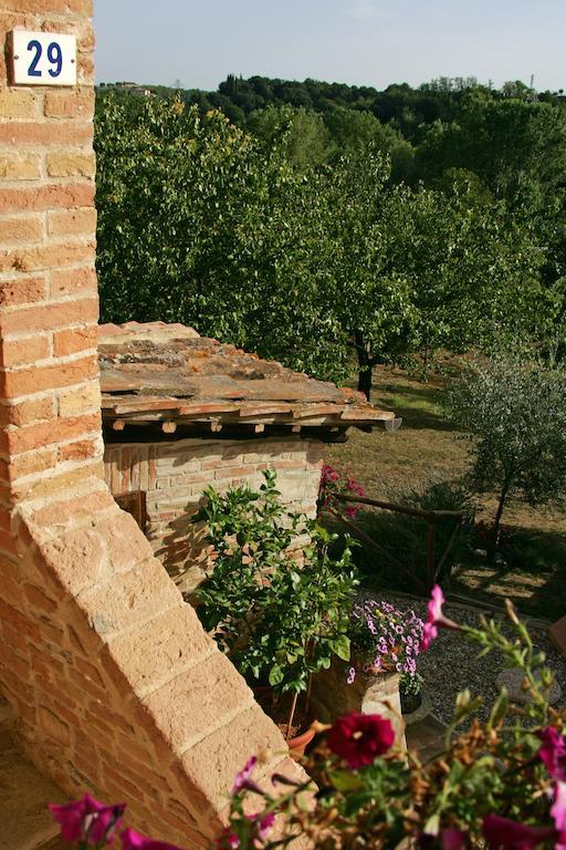 Podere Il Pero Siena Esterno foto